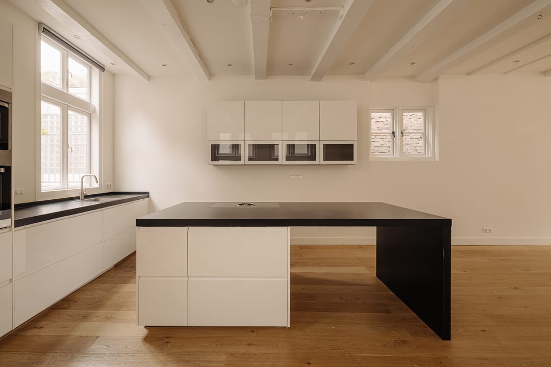 Foto 7 van Oudezijds Achterburgwal 14-D