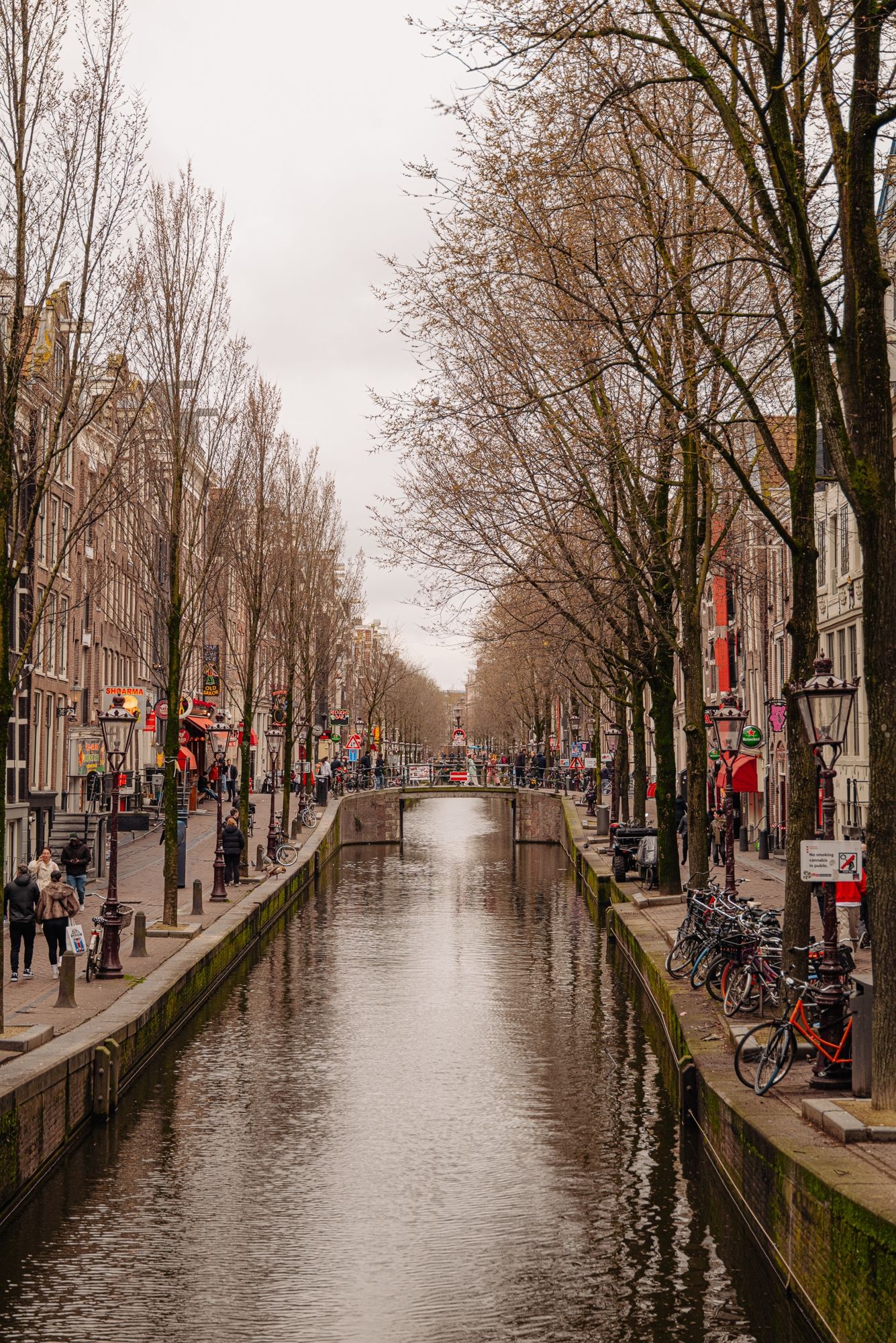 Foto 34 van Oudezijds Achterburgwal 14-D