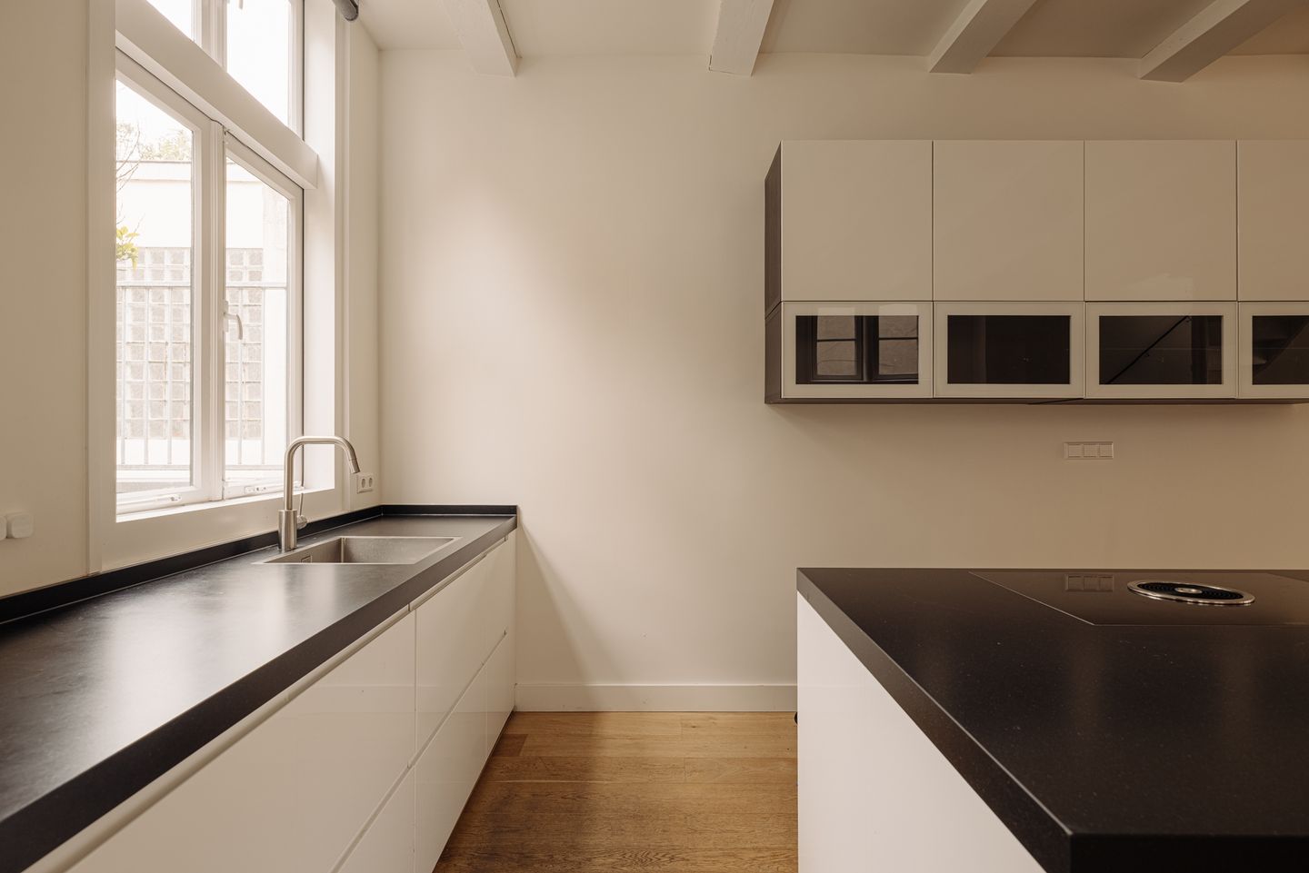 Foto 14 van Oudezijds Achterburgwal 14-D