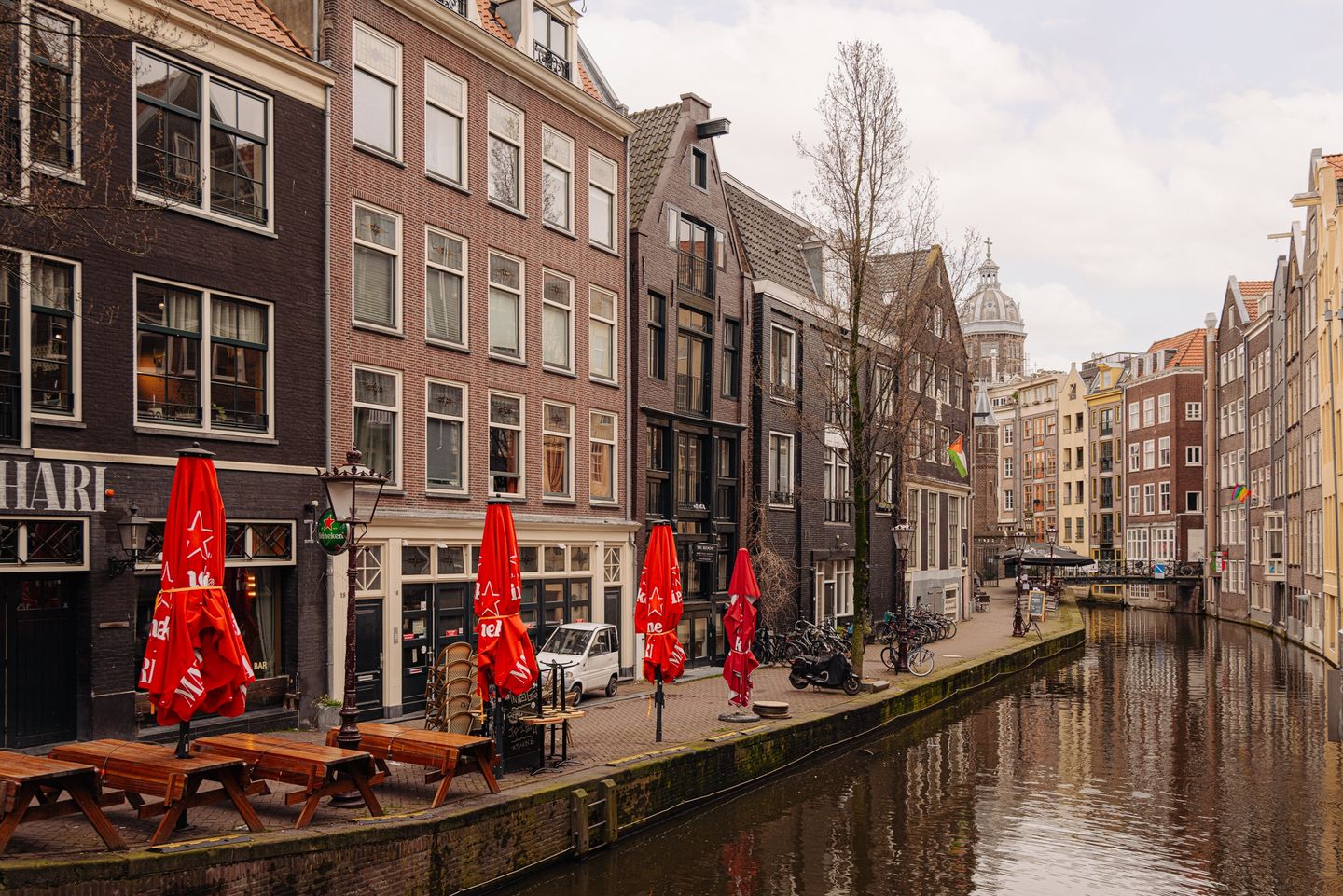 Foto 35 van Oudezijds Achterburgwal 14-D