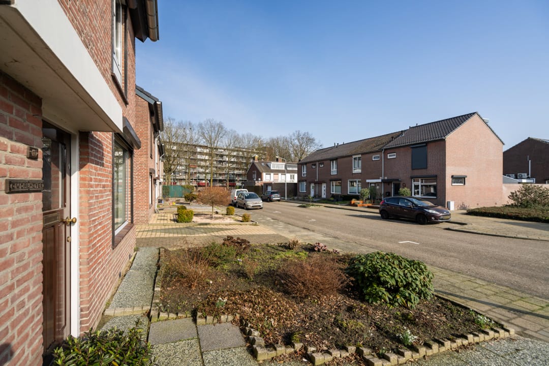 Foto 8 van Frederik Hendrikstraat 12