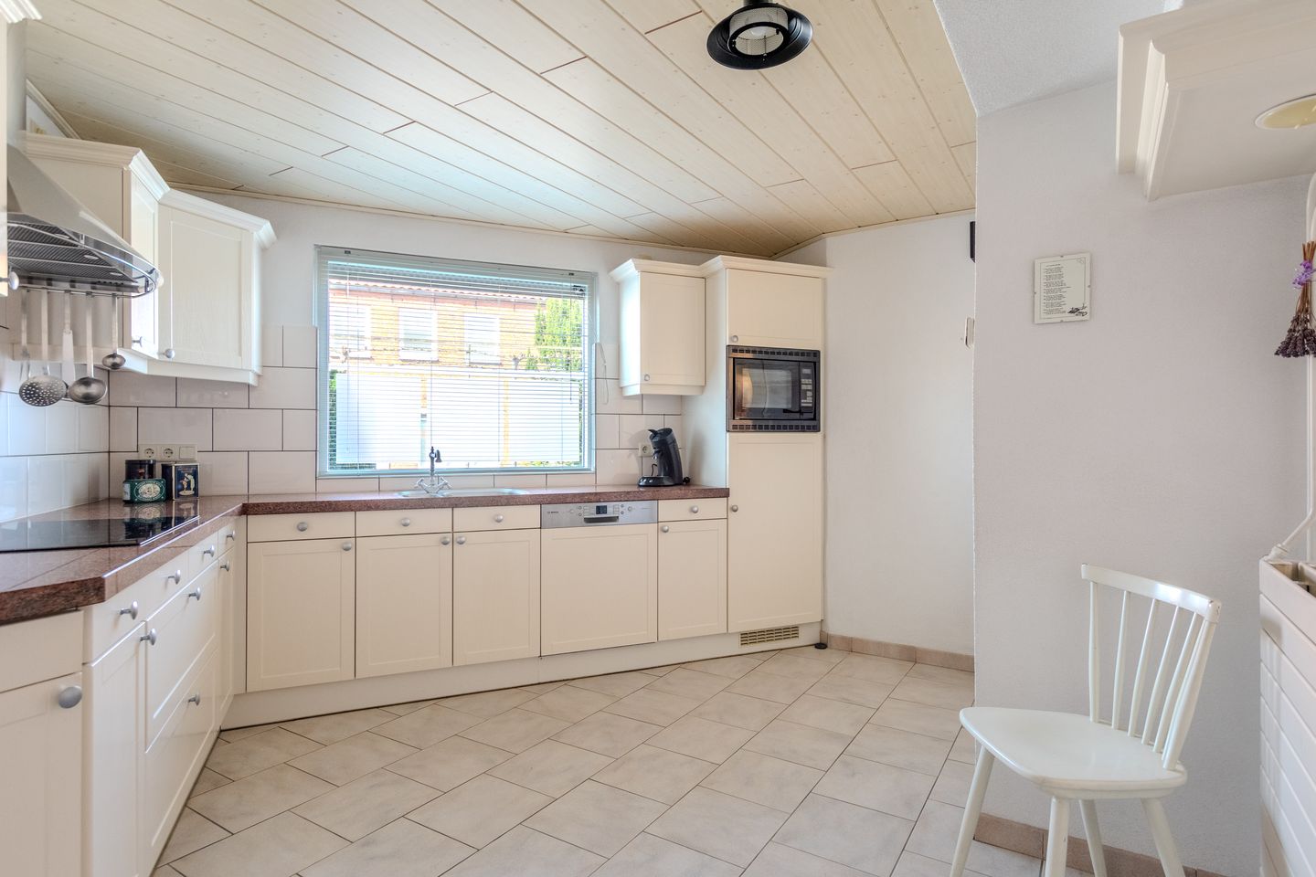 Foto 19 van Emmastraat 16