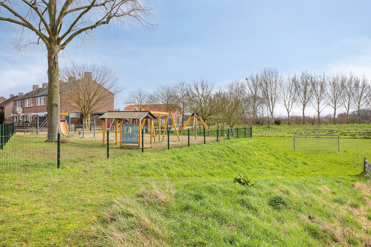 Photo 44 of Aijenseweg 1-A