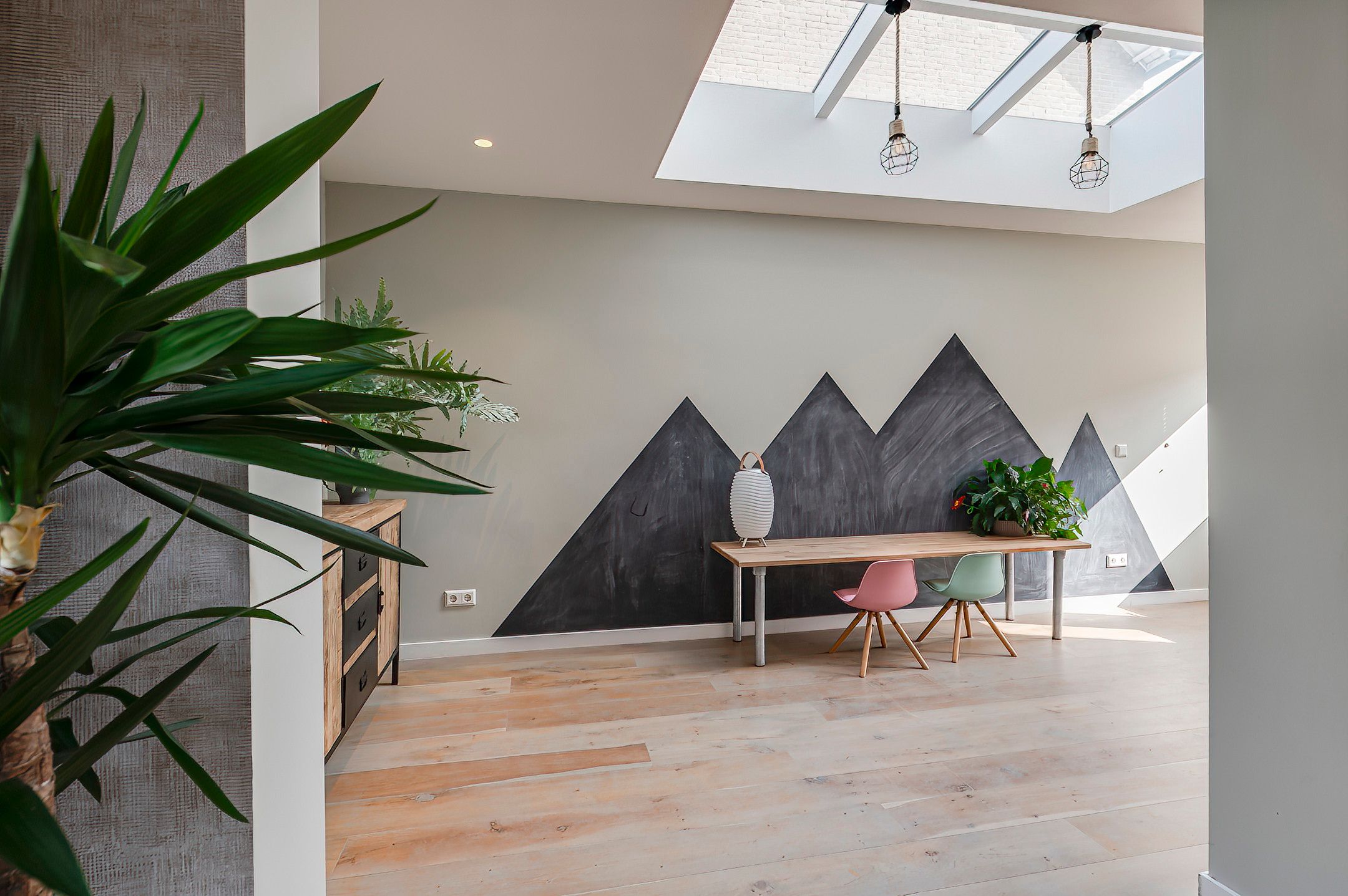 Photo 3 of van Limburg Stirumstraat 46