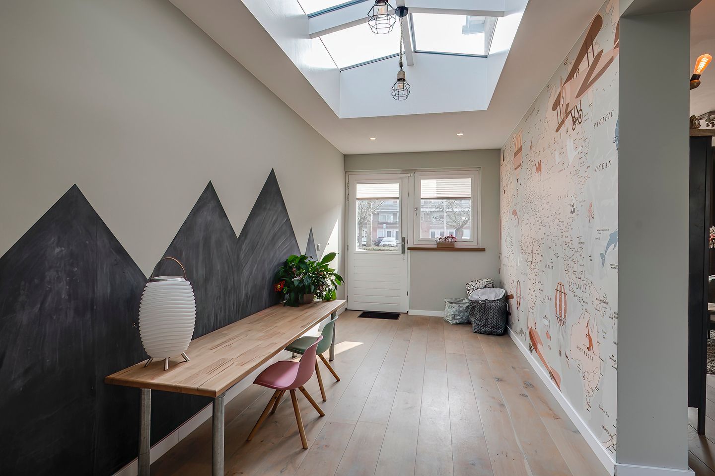 Photo 14 of van Limburg Stirumstraat 46