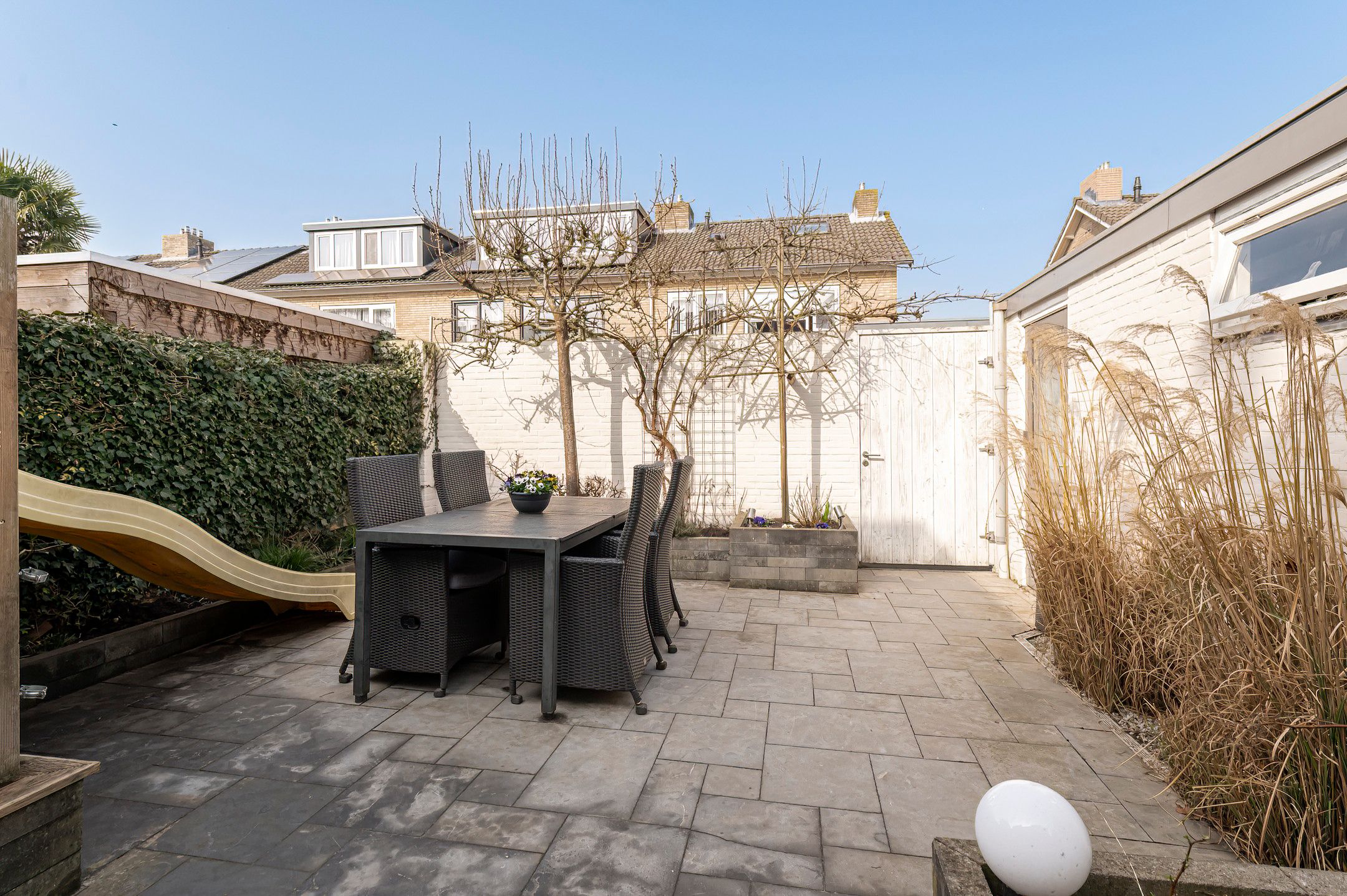 Photo 18 of van Limburg Stirumstraat 46