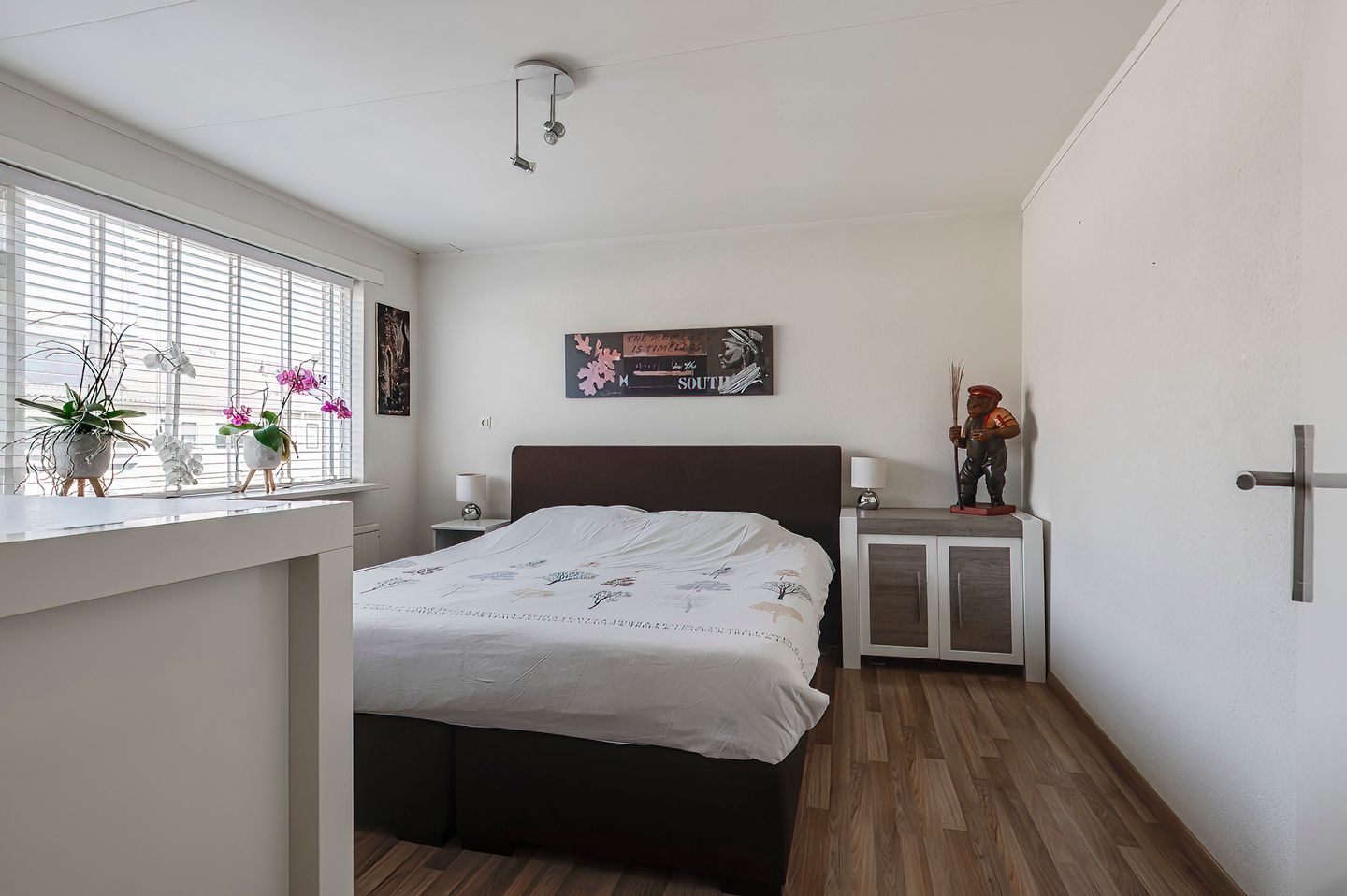 Photo 25 of van Limburg Stirumstraat 46