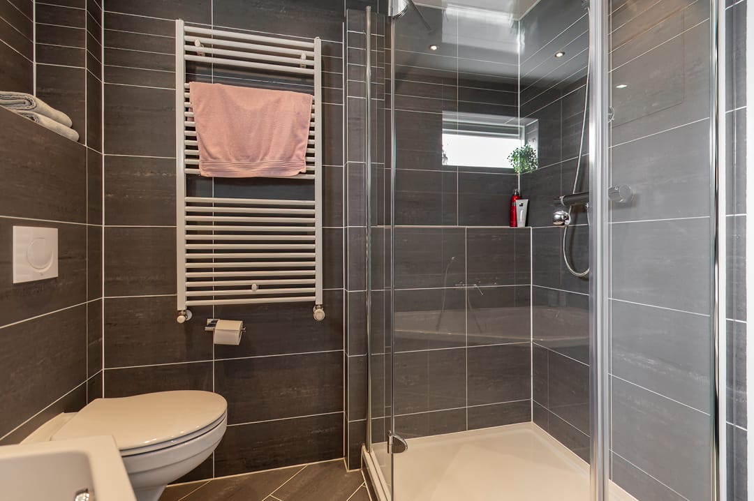 Photo 32 of van Limburg Stirumstraat 46