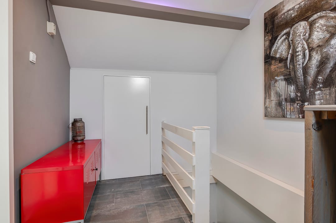 Photo 37 of van Limburg Stirumstraat 46