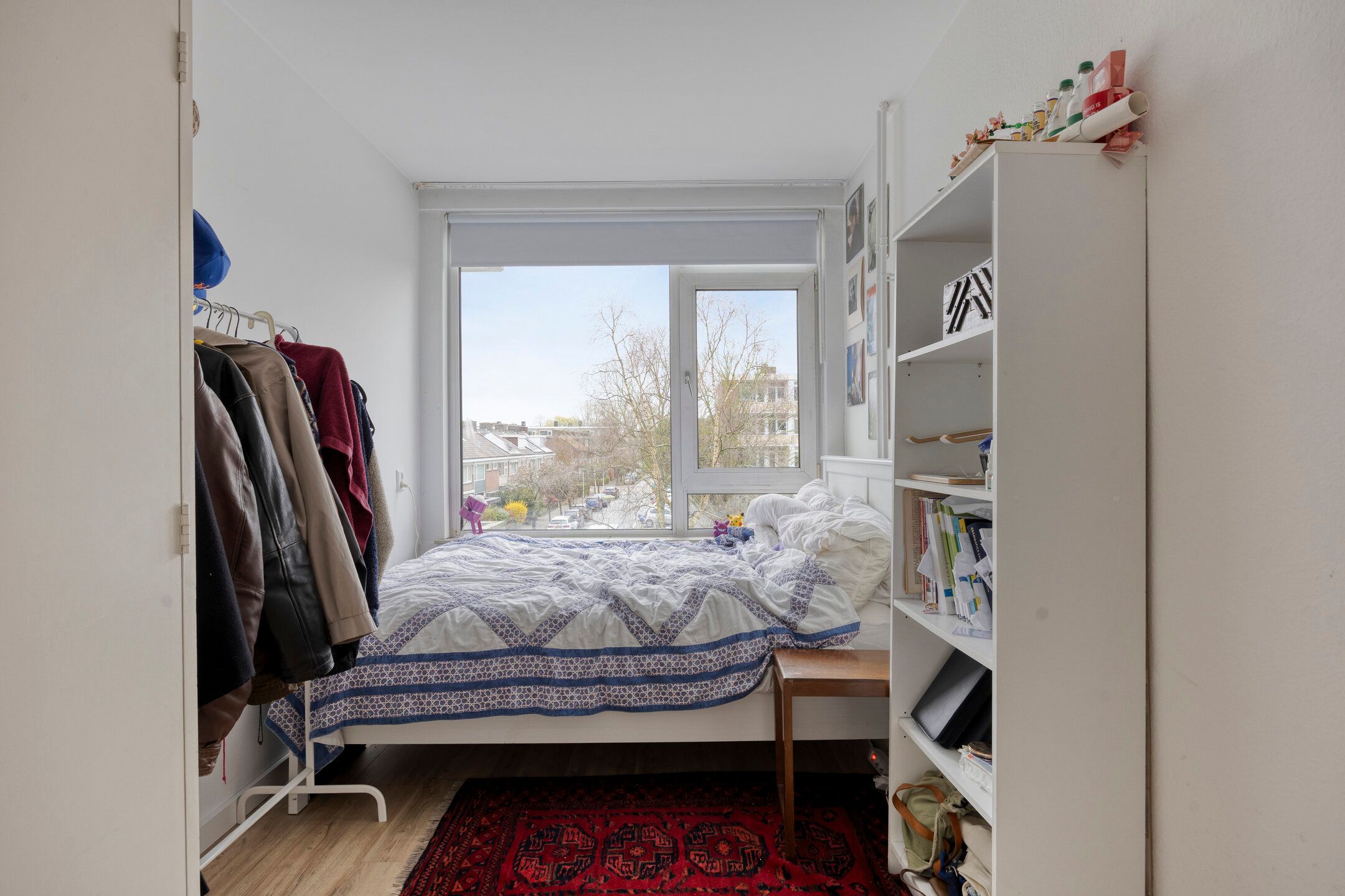 Well-Maintained and Modernized 4-Room Apartment with 2 Balconies and Storage in Leiden — 26