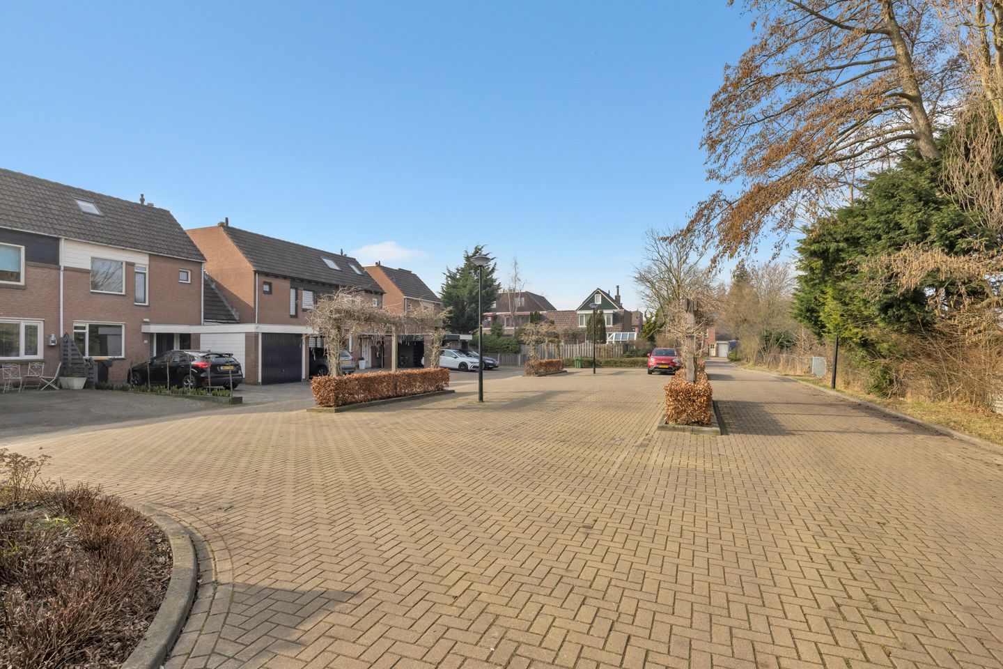 Renovated and Energy-Efficient Semi-Detached Family Home with Four Rooms in Central Heerhugowaard — 50