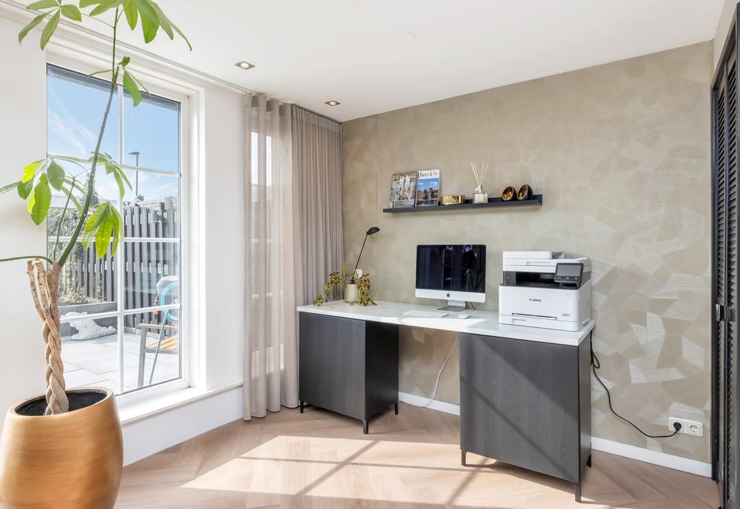 Renovated and Energy-Efficient Semi-Detached Family Home with Four Rooms in Central Heerhugowaard — 13