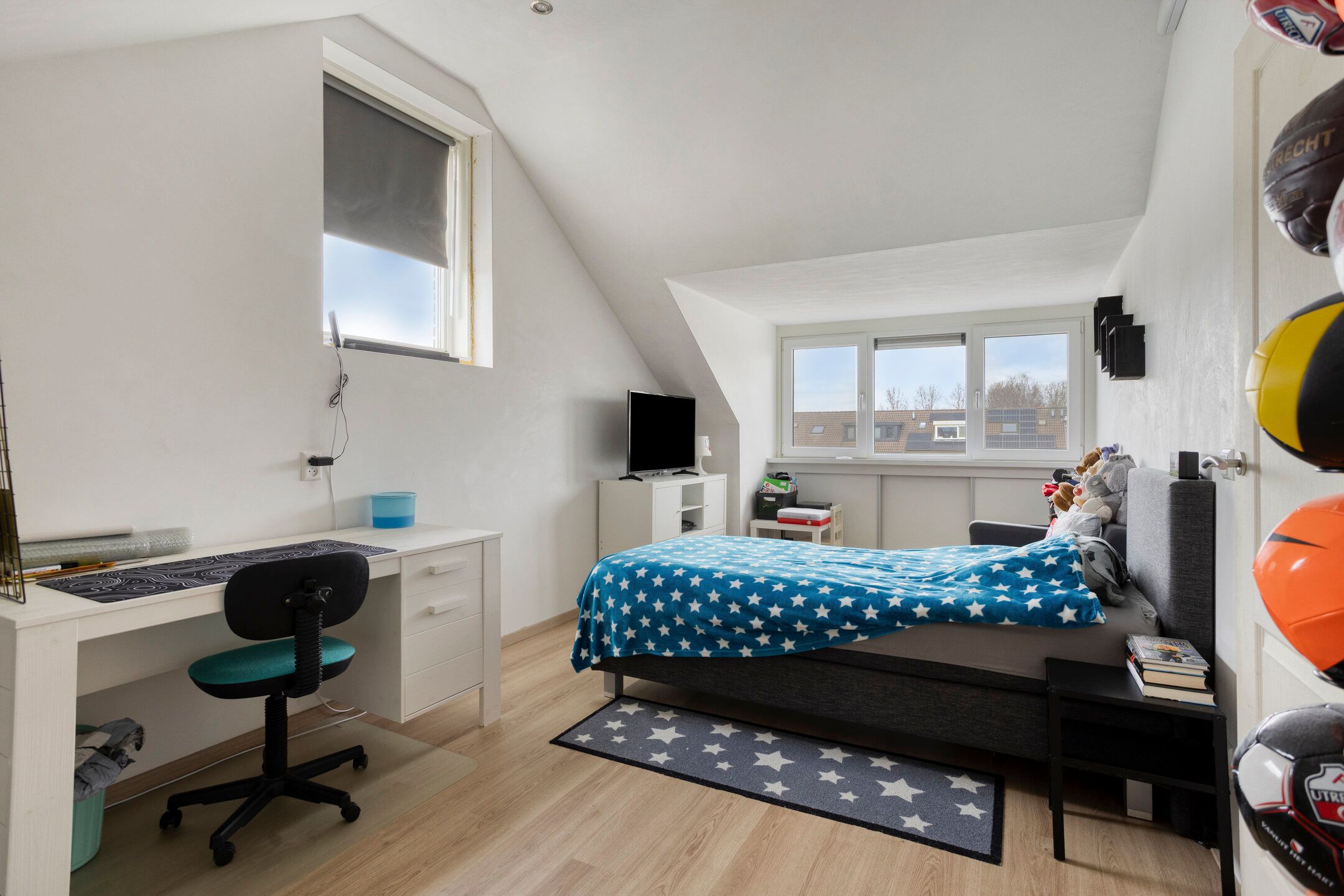 Spacious Family Home with Solar Panels in Child-Friendly Nieuwegein — 23