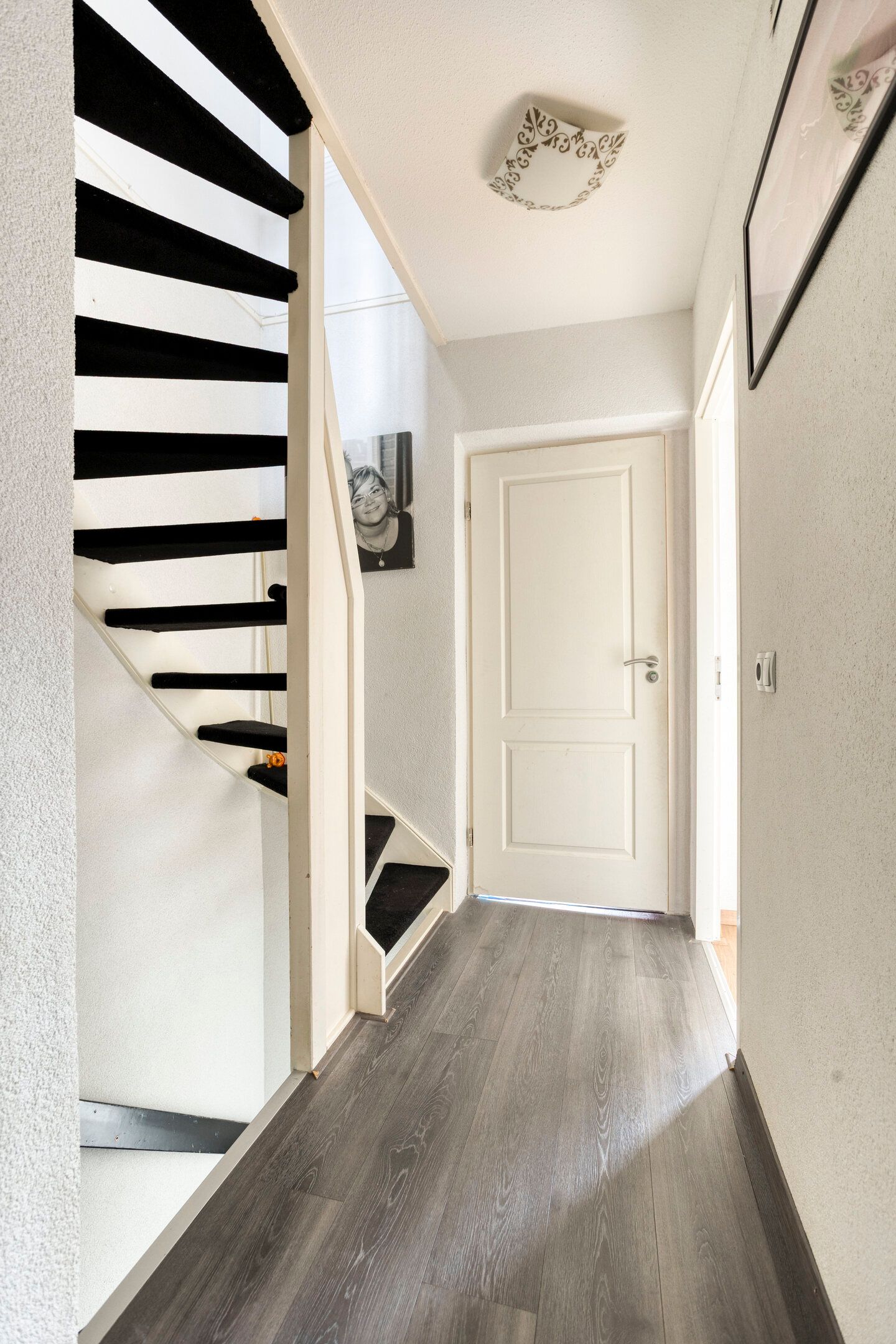 Spacious Family Home with Solar Panels in Child-Friendly Nieuwegein — 20