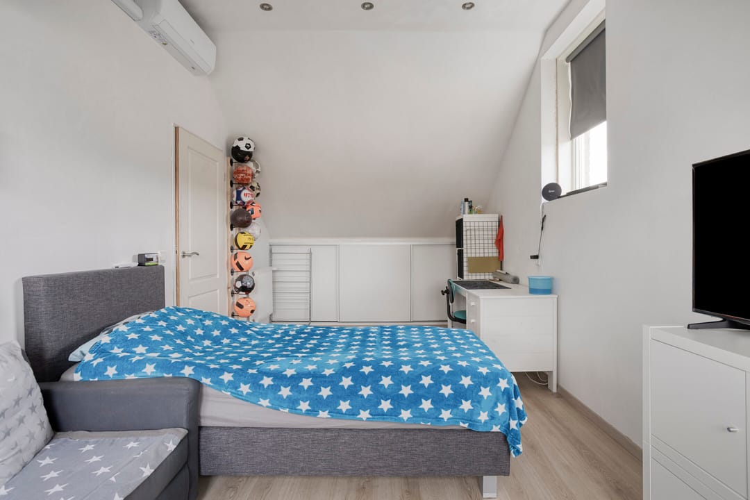 Spacious Family Home with Solar Panels in Child-Friendly Nieuwegein — 24