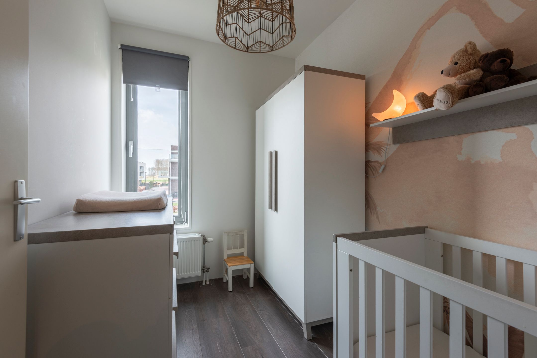 Spacious Move-in Ready Family Home with Roof Terrace in Almere Europakwartier — 17
