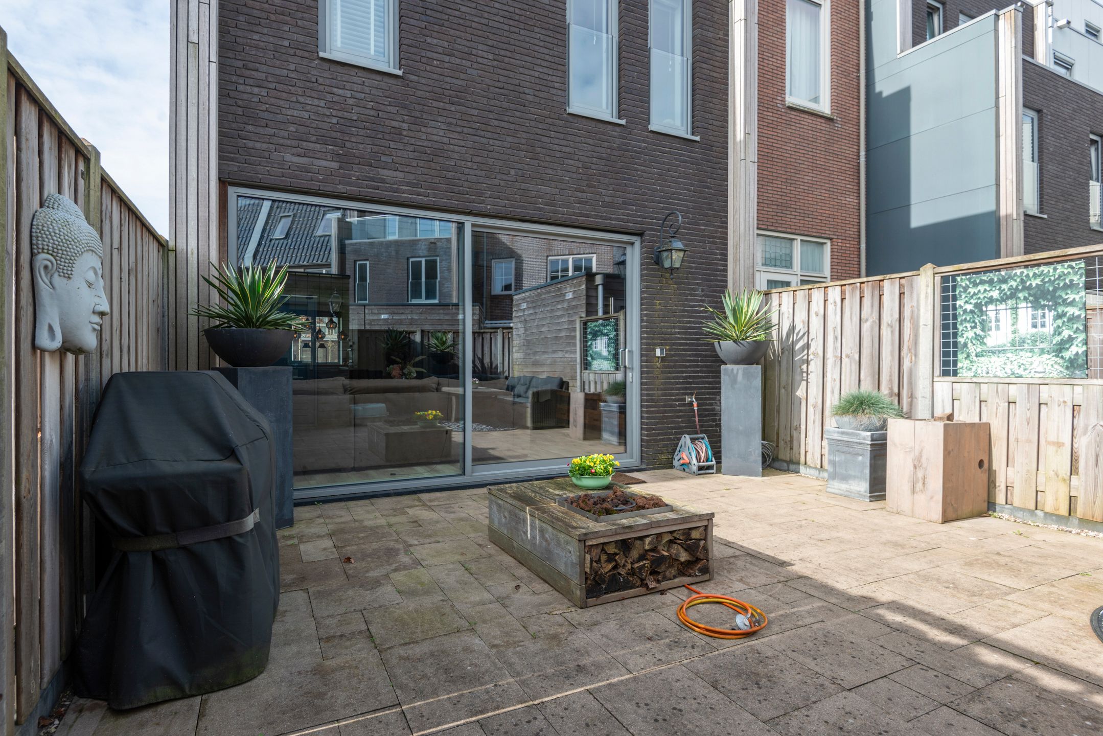 Spacious Move-in Ready Family Home with Roof Terrace in Almere Europakwartier — 26