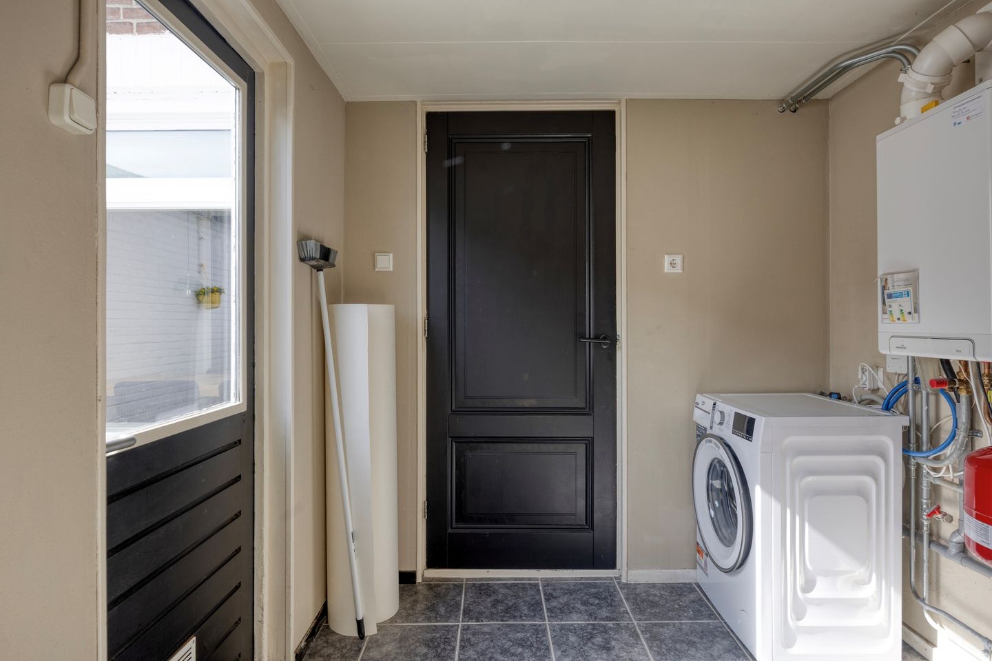 Renovated Corner House with Modern Amenities in Wemeldinge — 14
