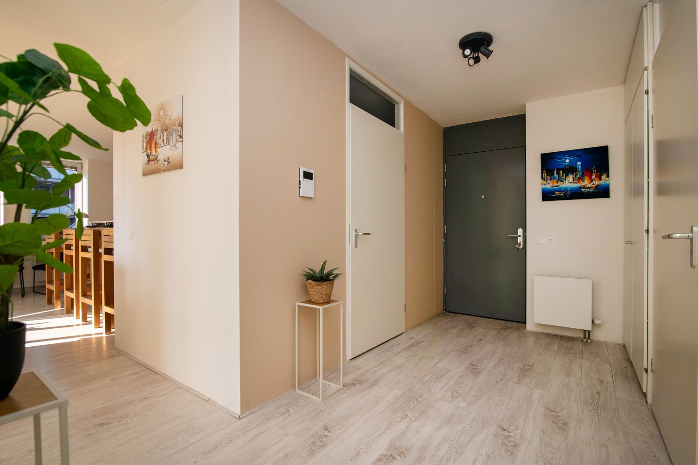 Foto 20 van Erich Salomonstraat 348