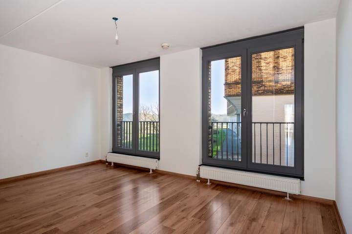 Foto 4 van Atletenbaan 66-B