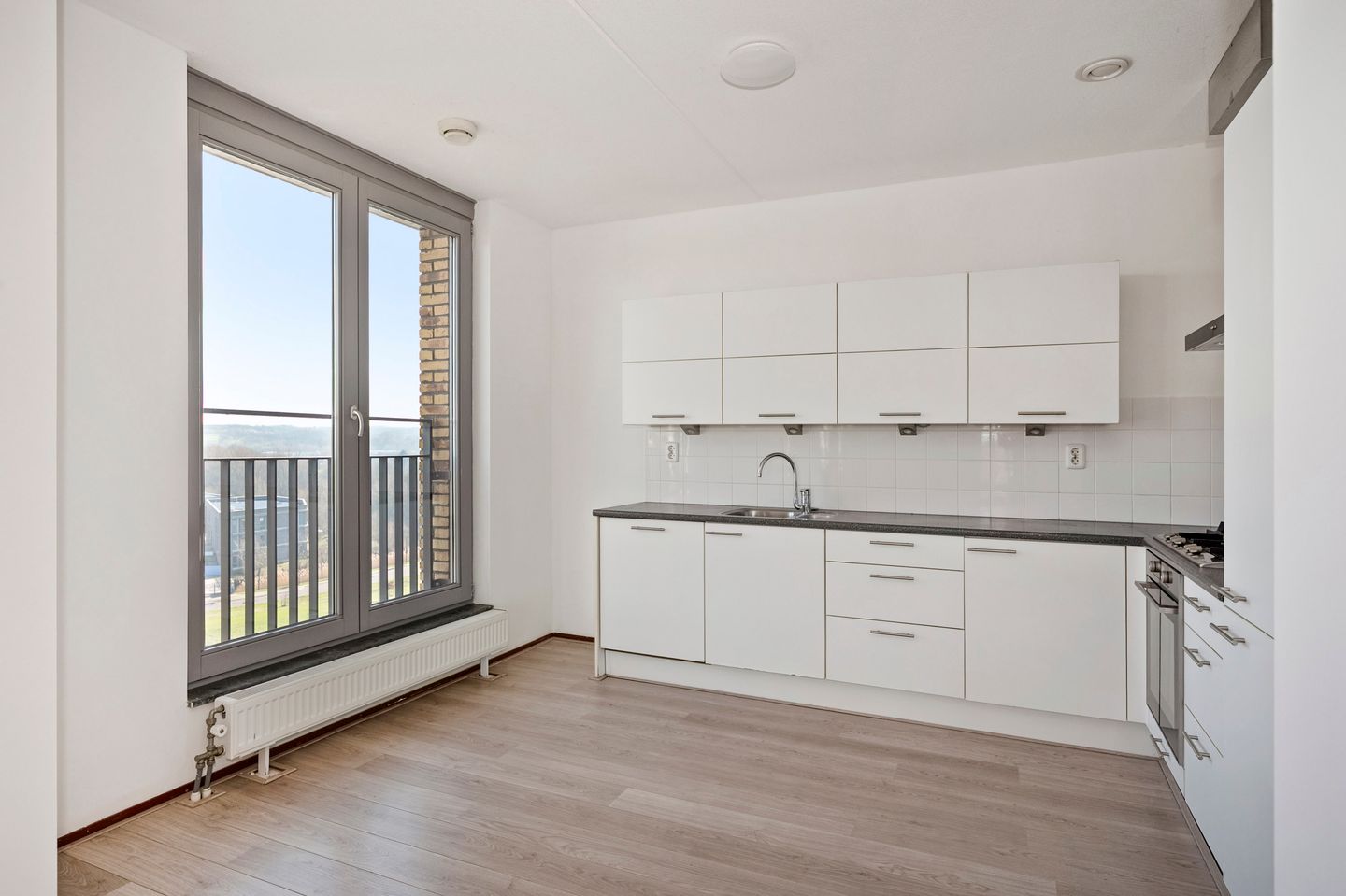 Foto 14 van Atletenbaan 96-L