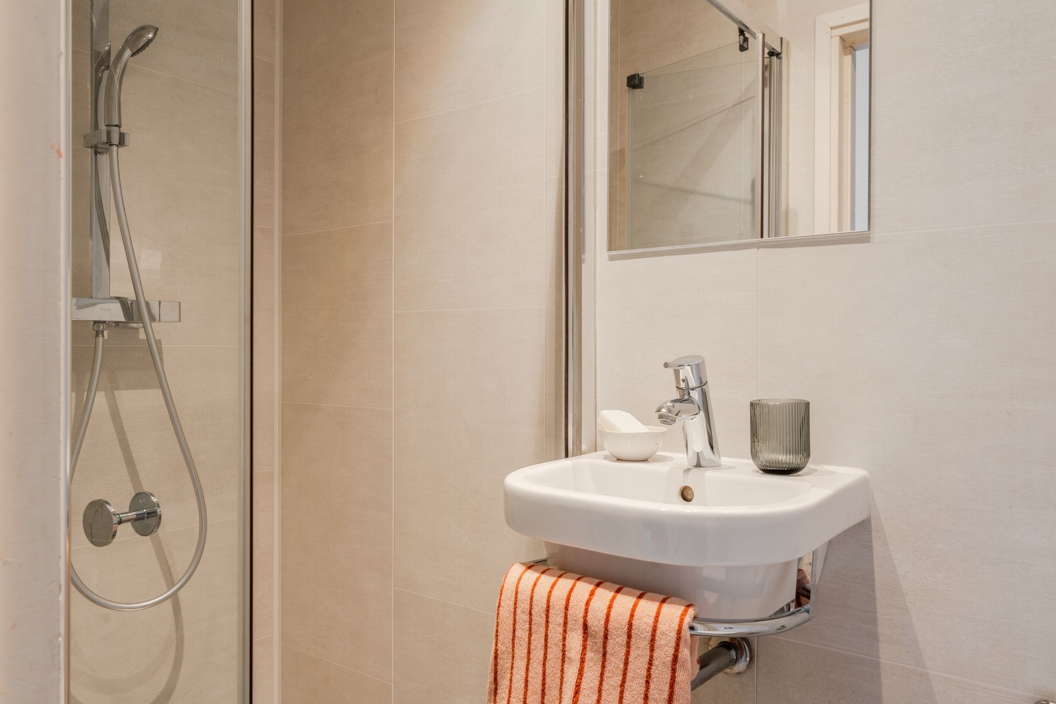 Foto 24 van Govert Flinckstraat 288-1A