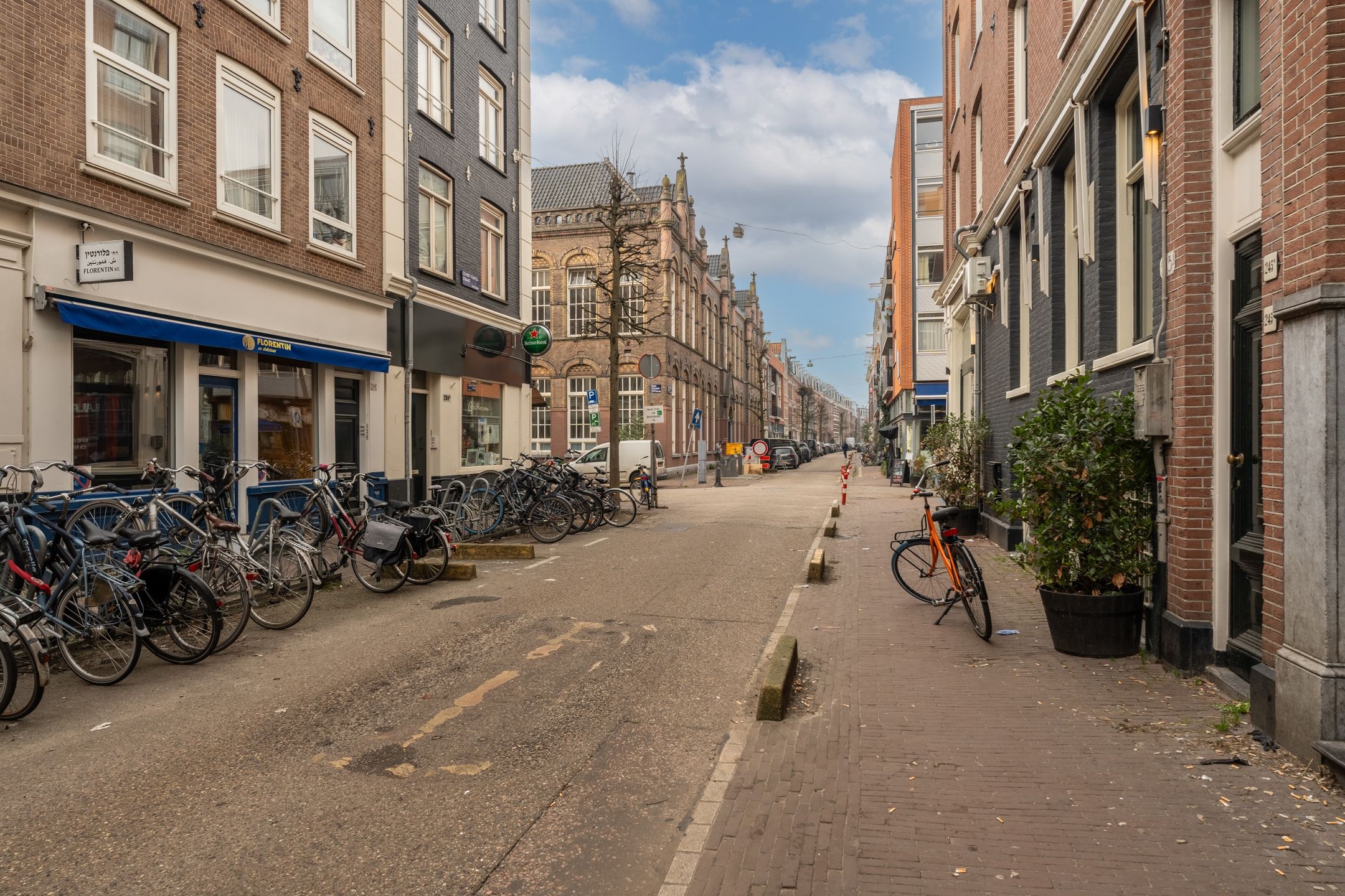 Foto 30 van Govert Flinckstraat 288-1A