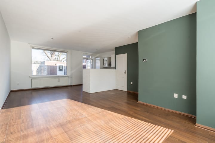 Foto 3 van Dahliastraat 4