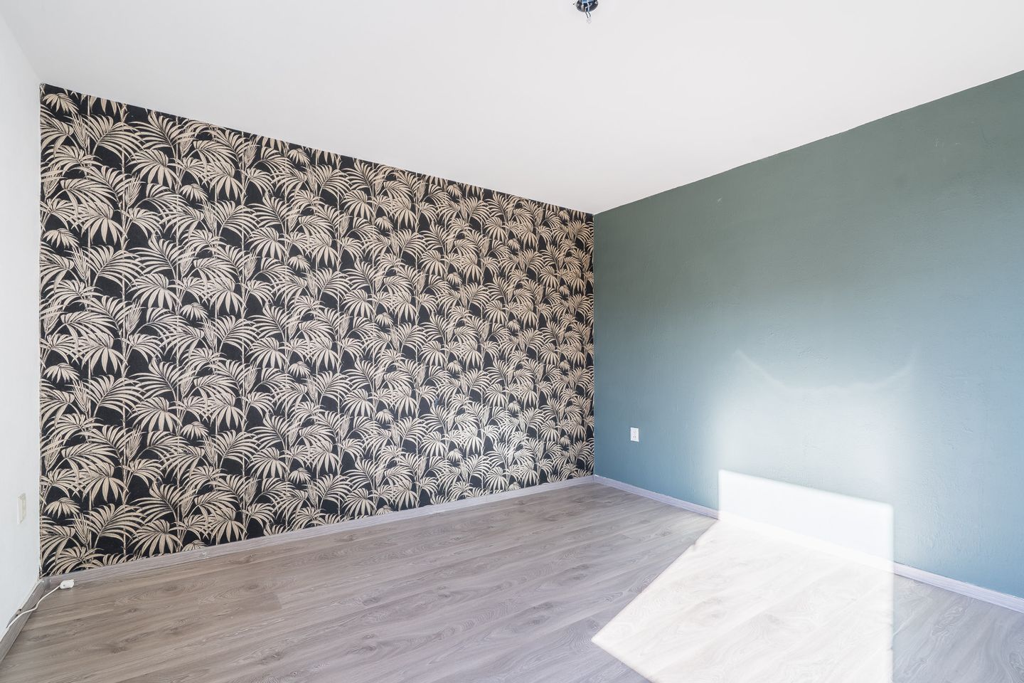 Spacious and well maintained family home with 4 bedrooms in Weert — 19