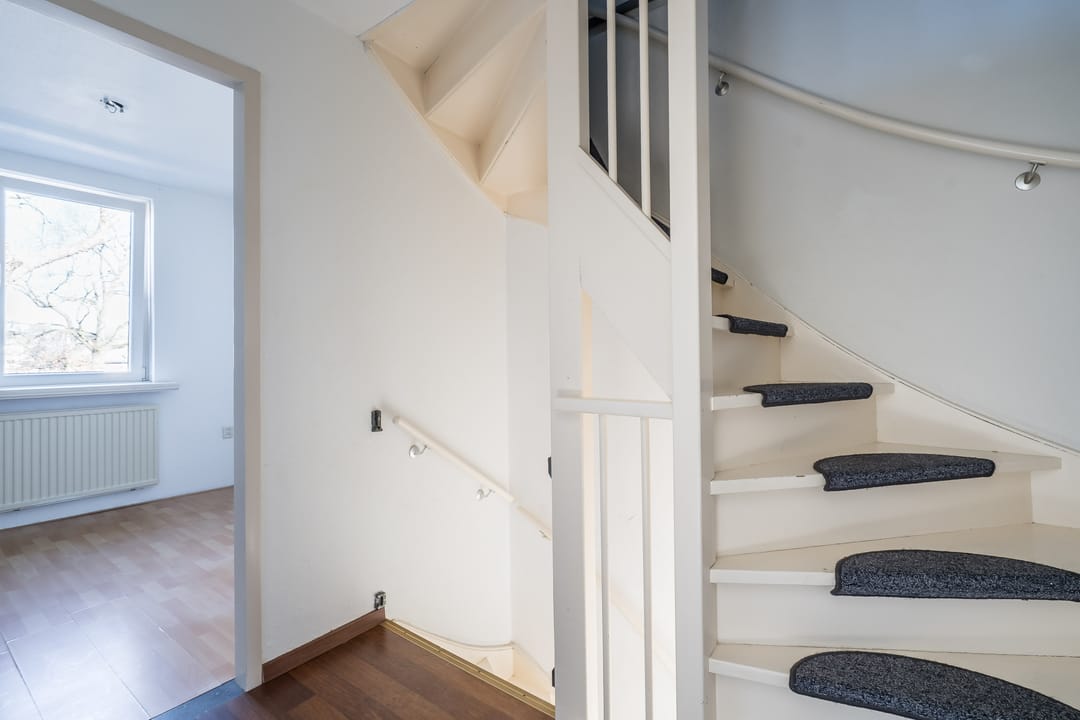 Spacious and well maintained family home with 4 bedrooms in Weert — 13