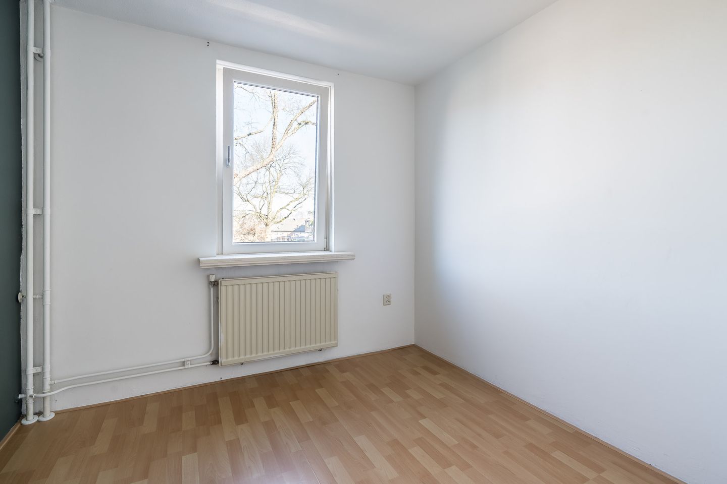 Spacious and well maintained family home with 4 bedrooms in Weert — 25
