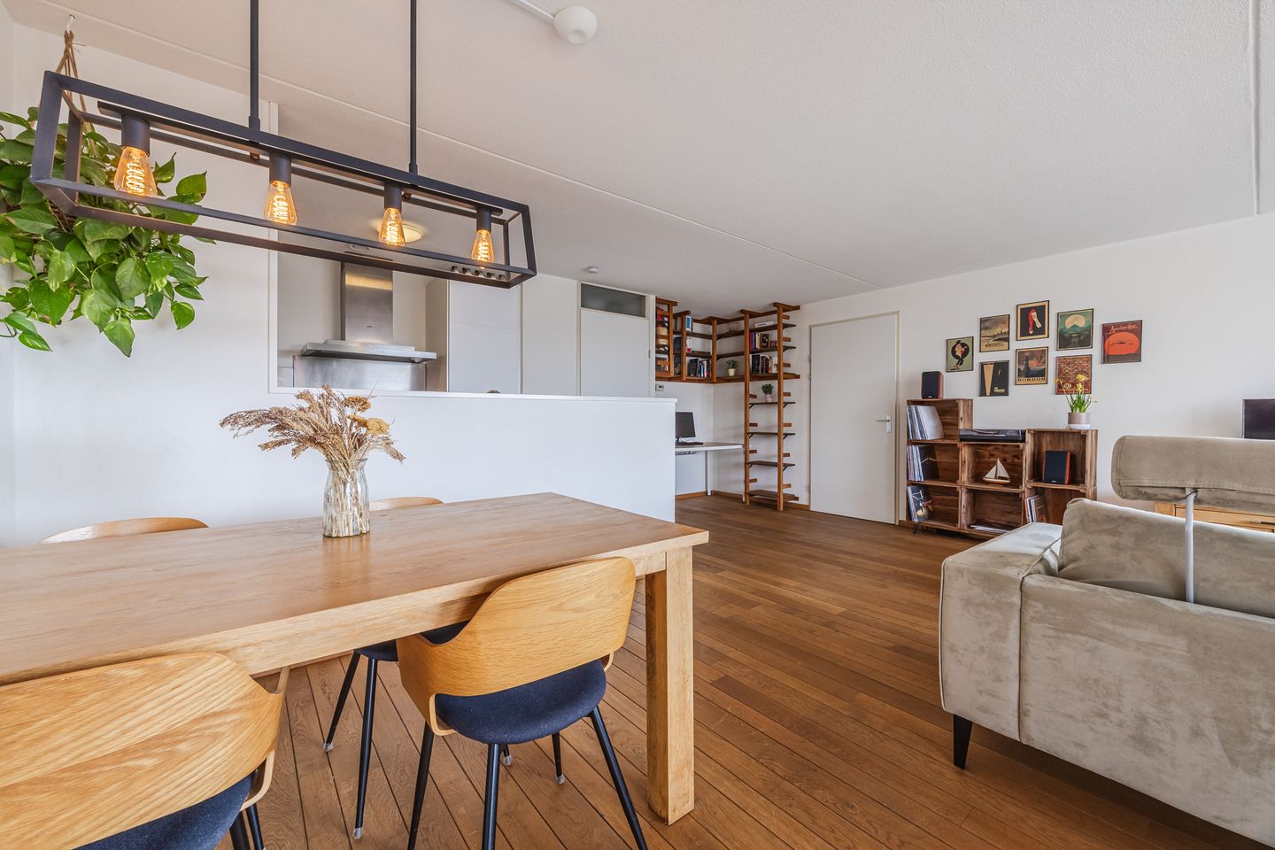 Foto 14 van Djeddalaan 154