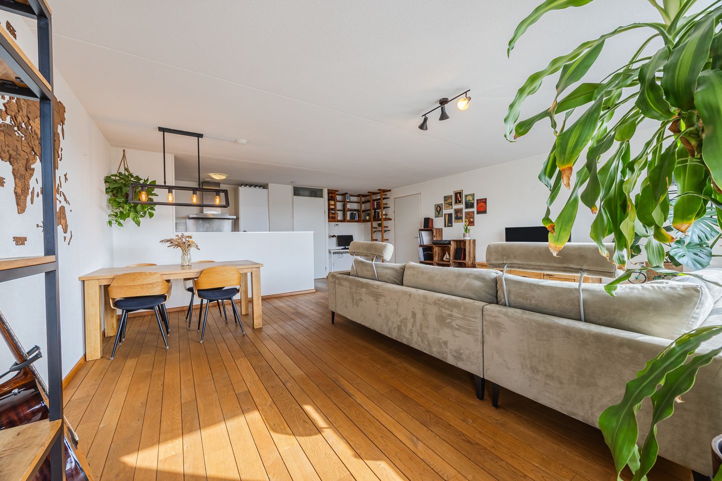 Foto 20 van Djeddalaan 154