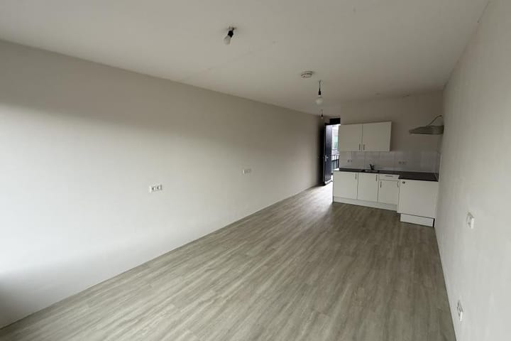 Foto 4 van August Allebéplein 232