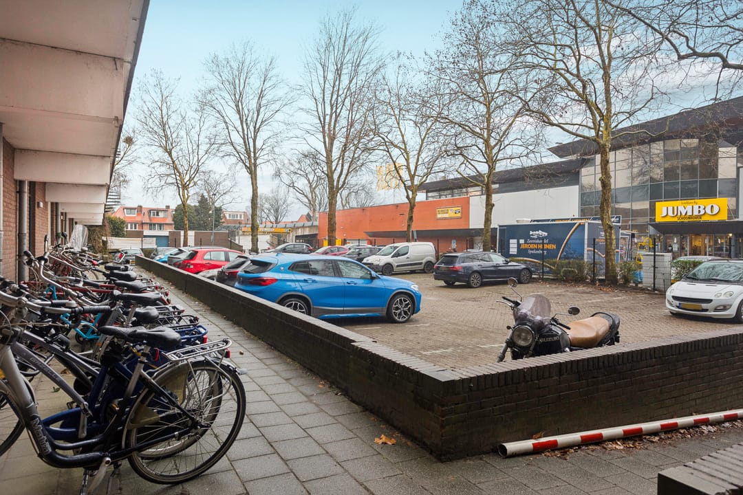 Ground floor apartment with garden, new bathroom, and parking in Hilversum — 27