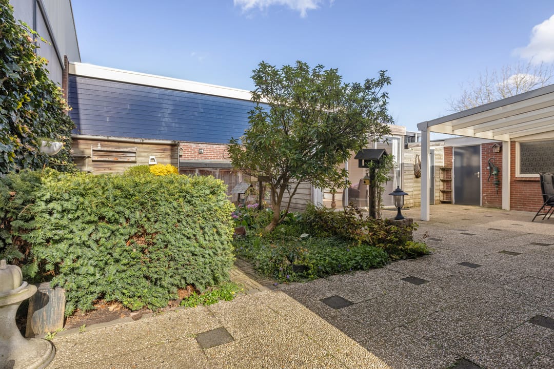 Characteristic Home with Possibilities in Center of Boxtel — 28