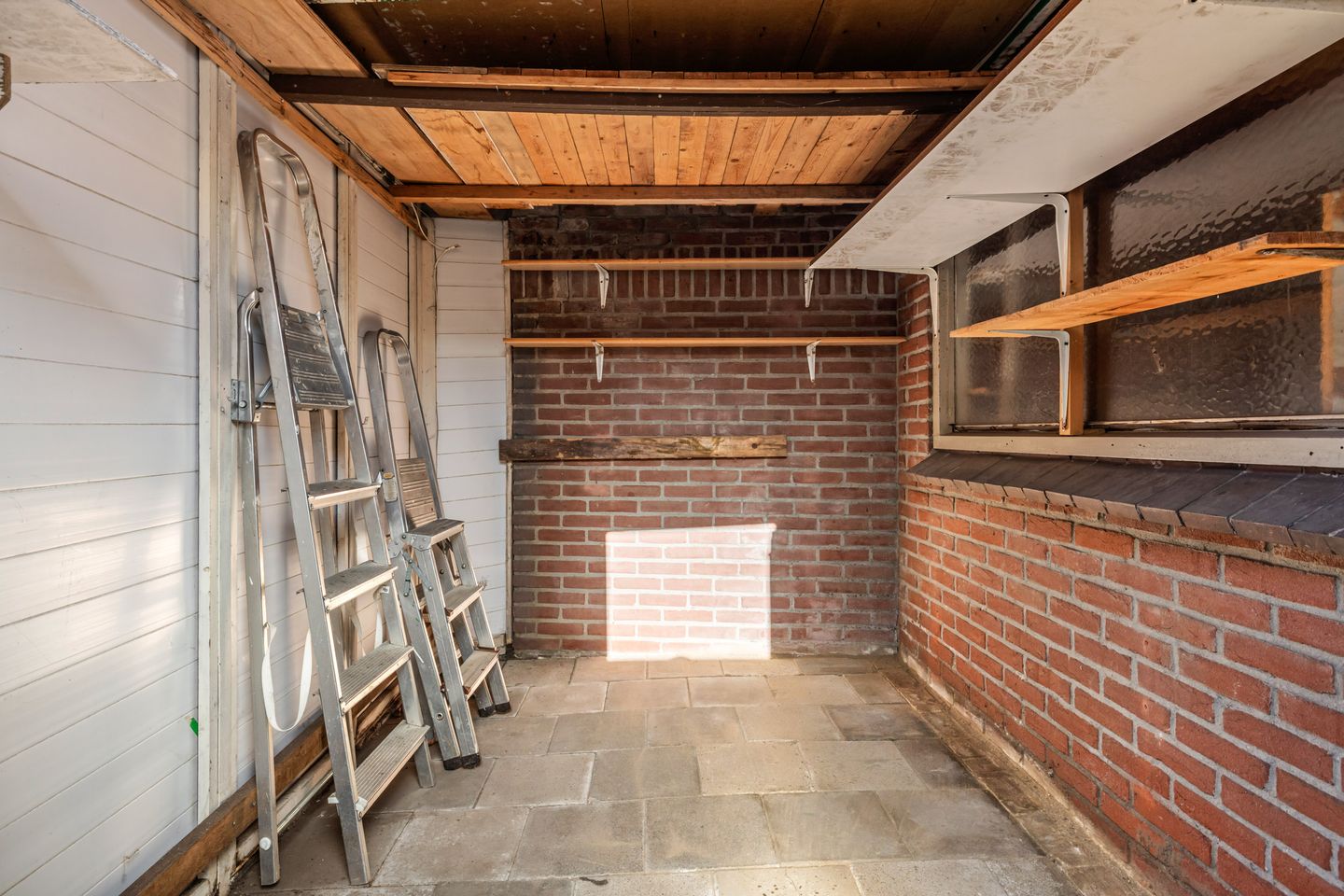 Characteristic Home with Possibilities in Center of Boxtel — 41