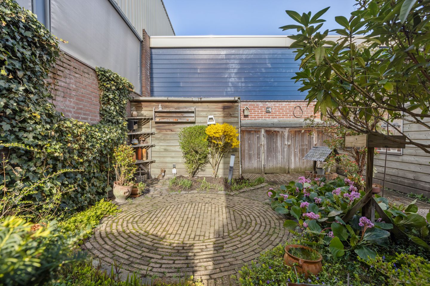 Characteristic Home with Possibilities in Center of Boxtel — 32