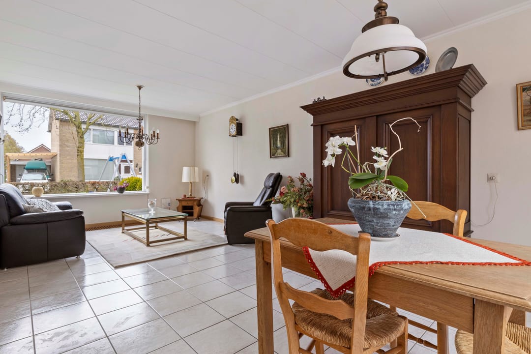 Foto 13 van van Goghstraat 18