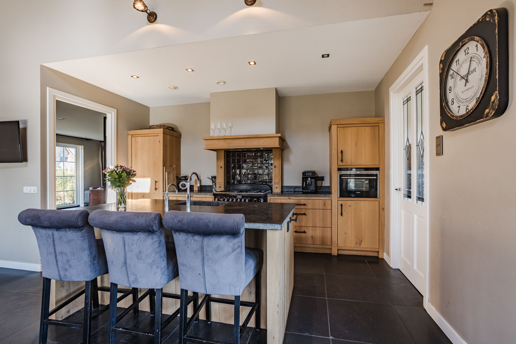 Foto 21 van Ommerkanaal 10-A