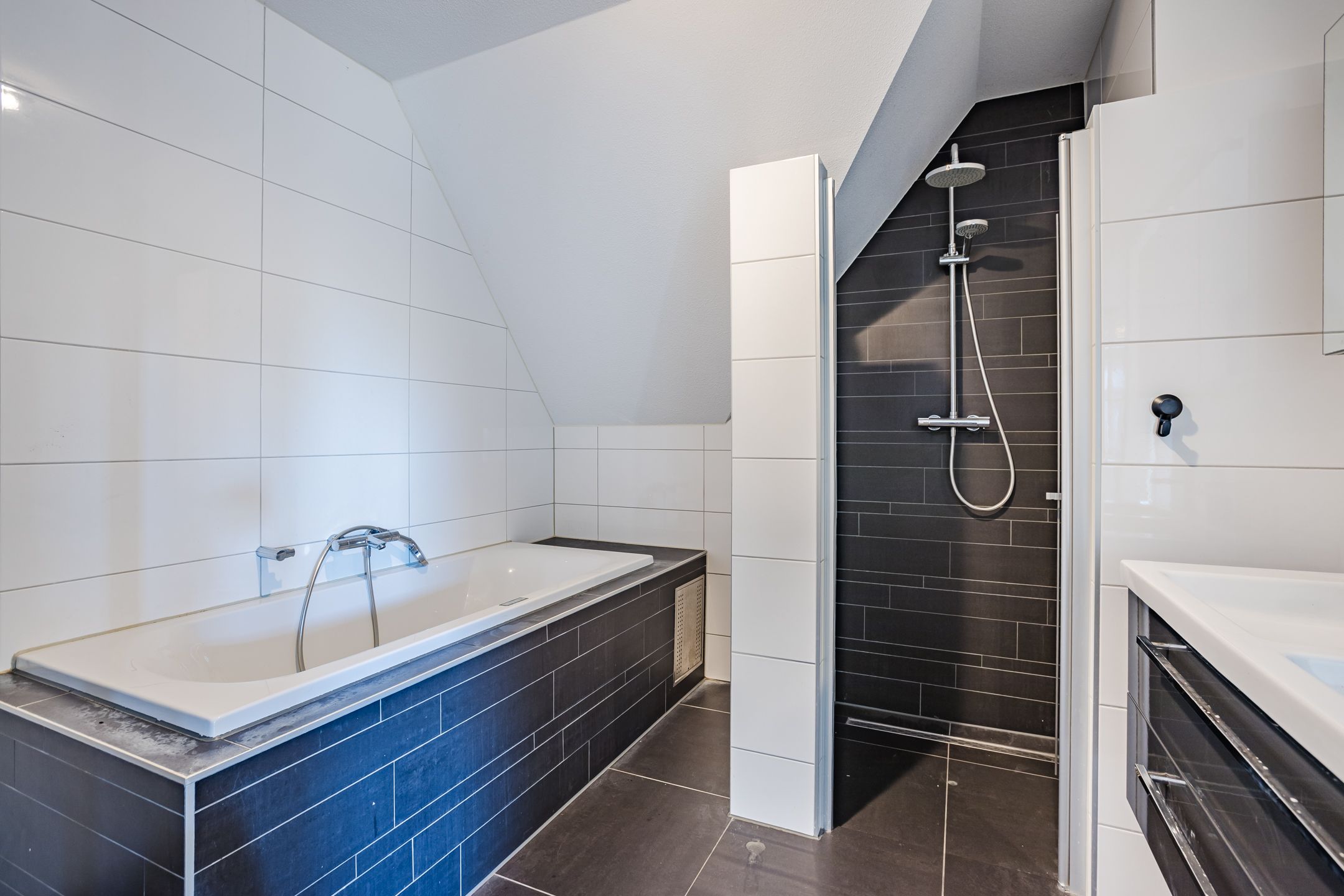 Foto 39 van Ommerkanaal 10-A