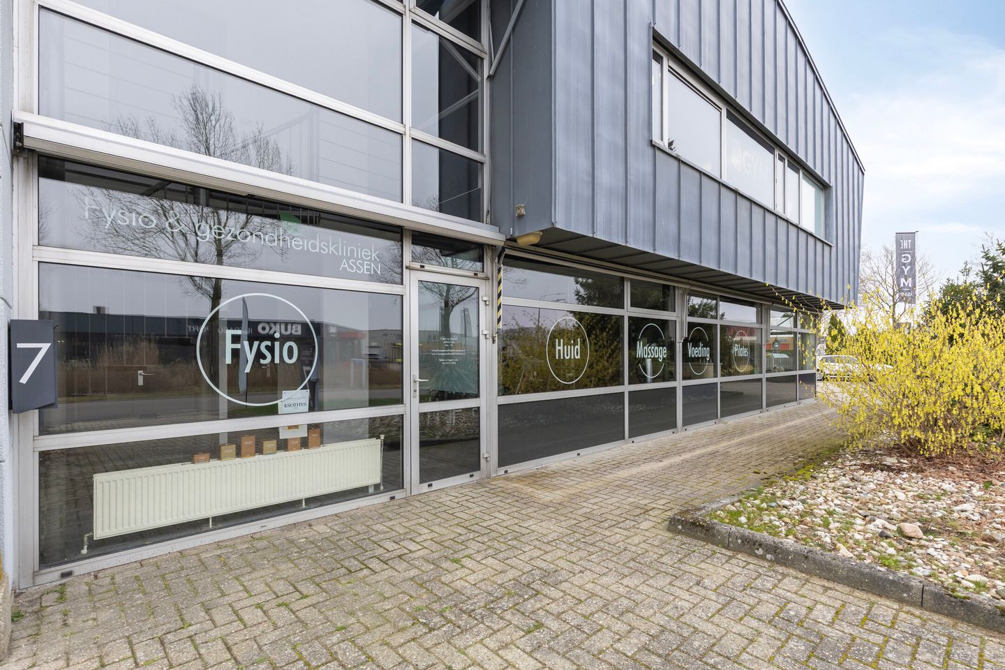 View photo 3 of Nijverheidsweg 7