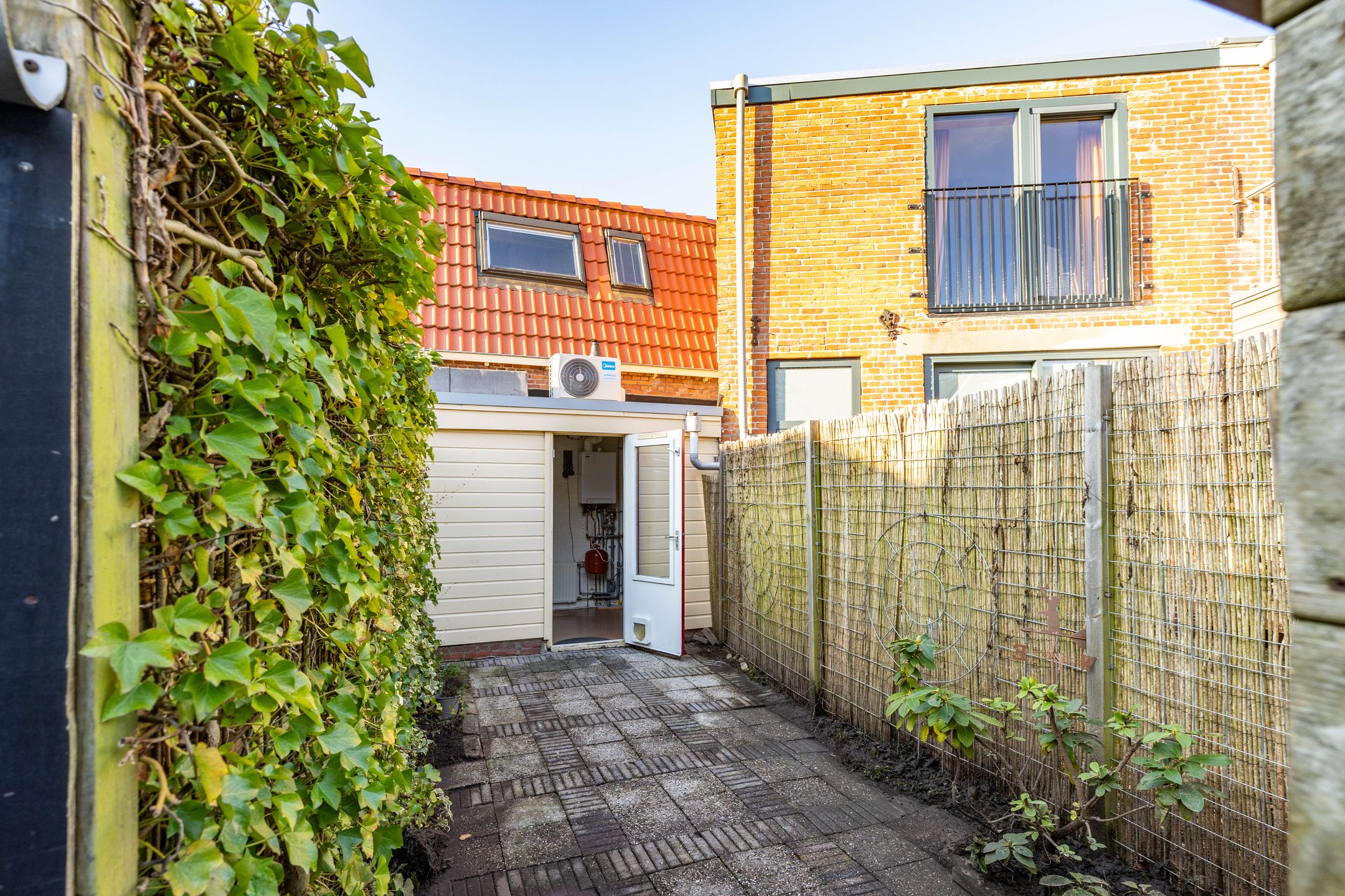 Foto 30 van Tweede Spoorstraat 22