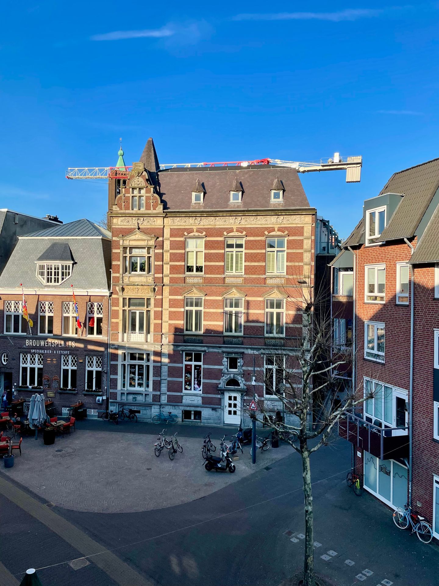 Foto 4 van Parade 24-B