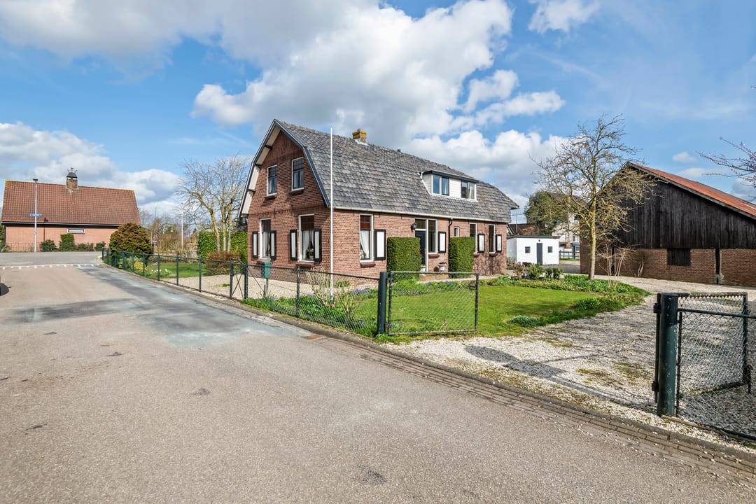 Foto 8 van Poppelenburgerstraat 2