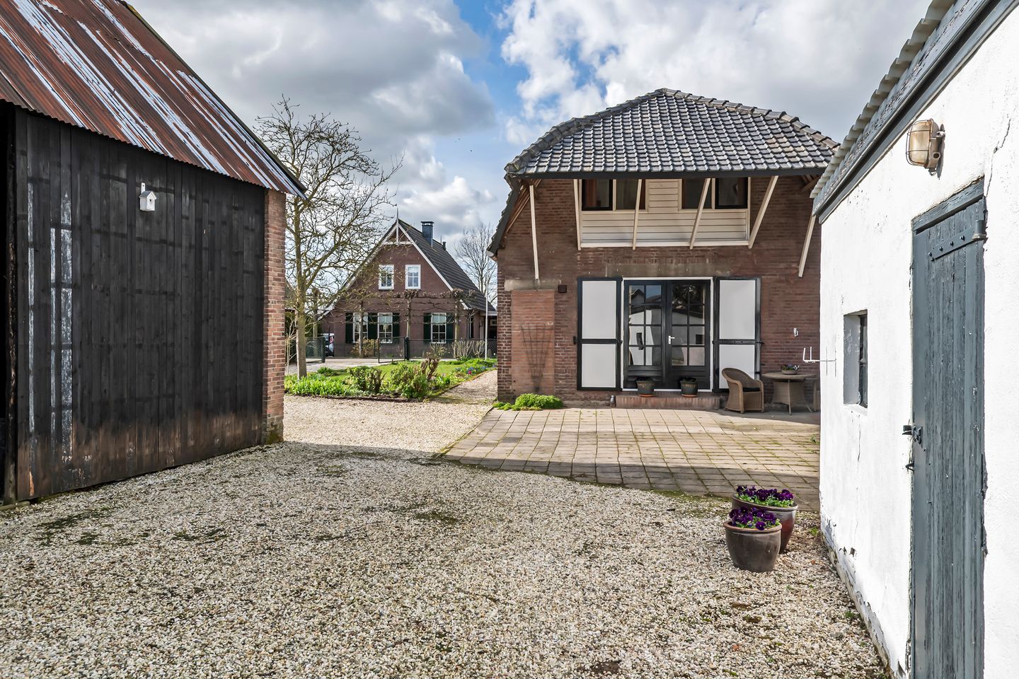 Foto 19 van Poppelenburgerstraat 2