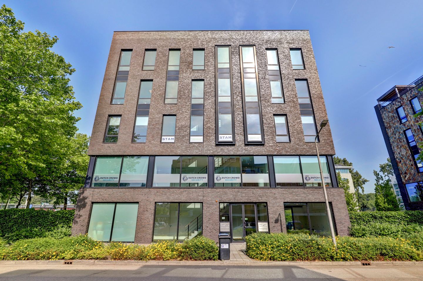 View photo 3 of Wielingenstraat 12