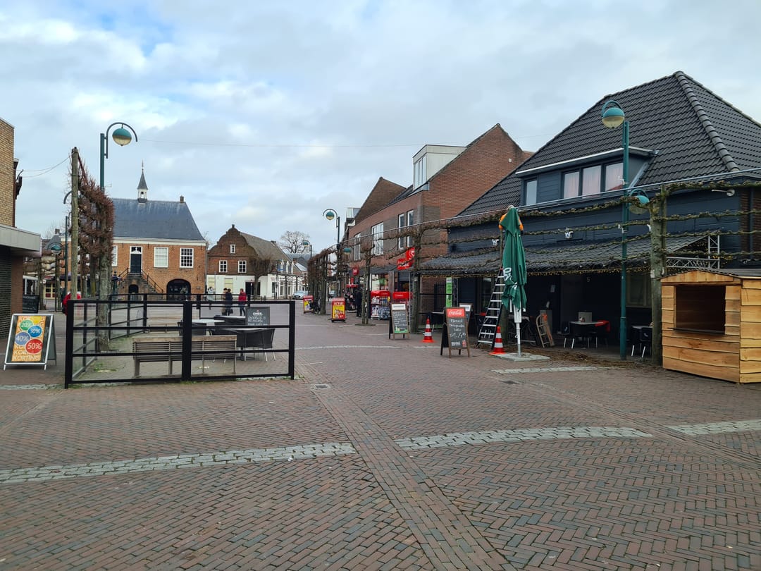 Photo 2 of Markt 3-G