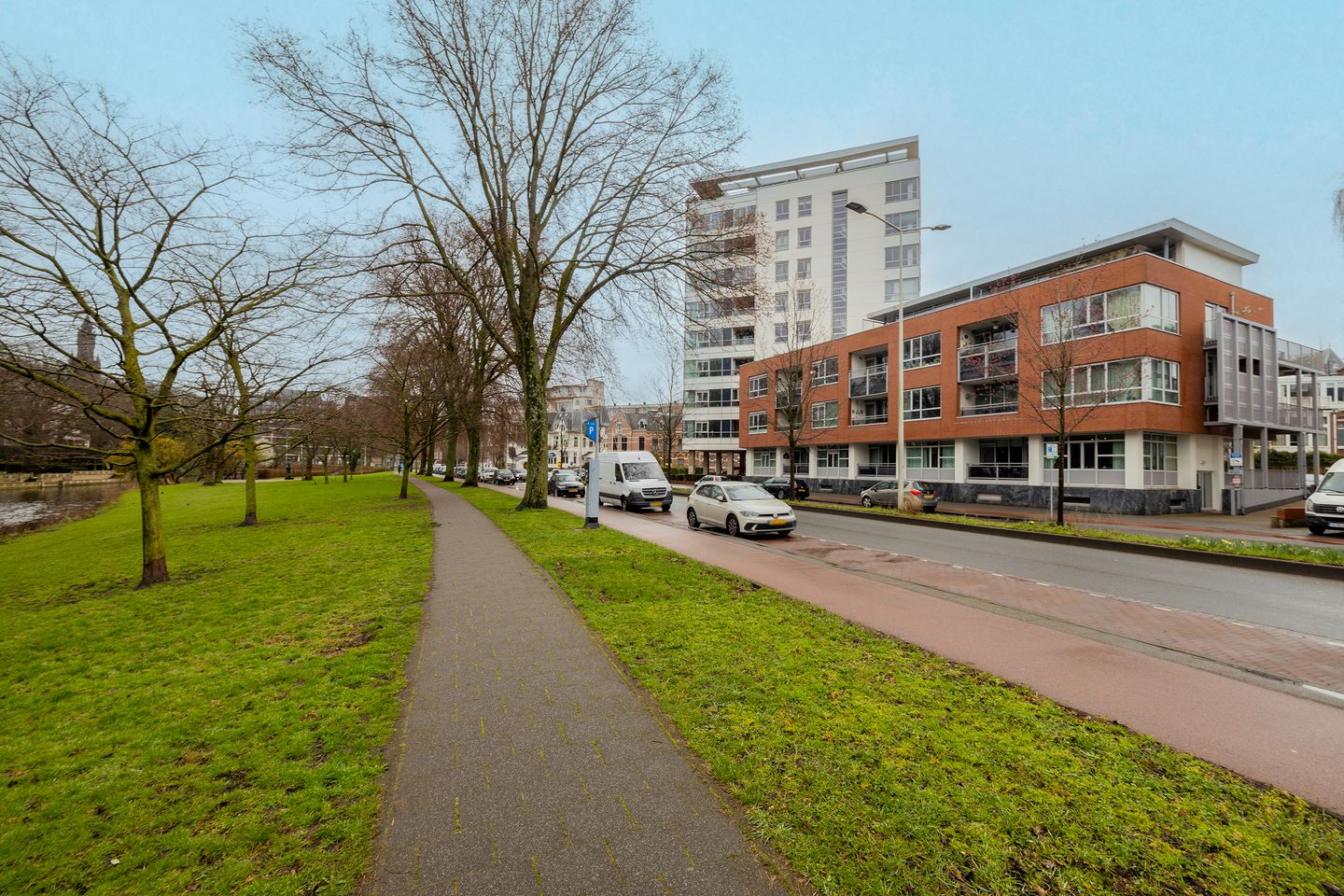 Foto 25 van Groot Hertoginnelaan 8-T