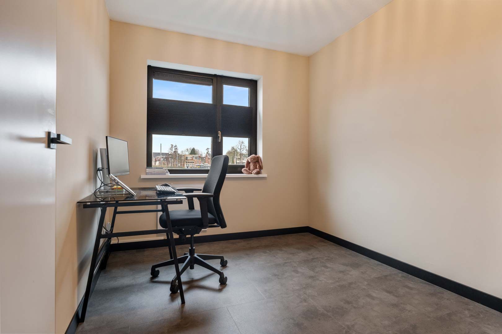 Photo 21 of Jacob Catshof 8